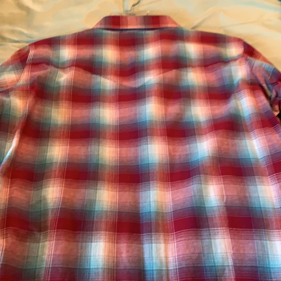 Wrangler button down plaid - Picture 2 of 2